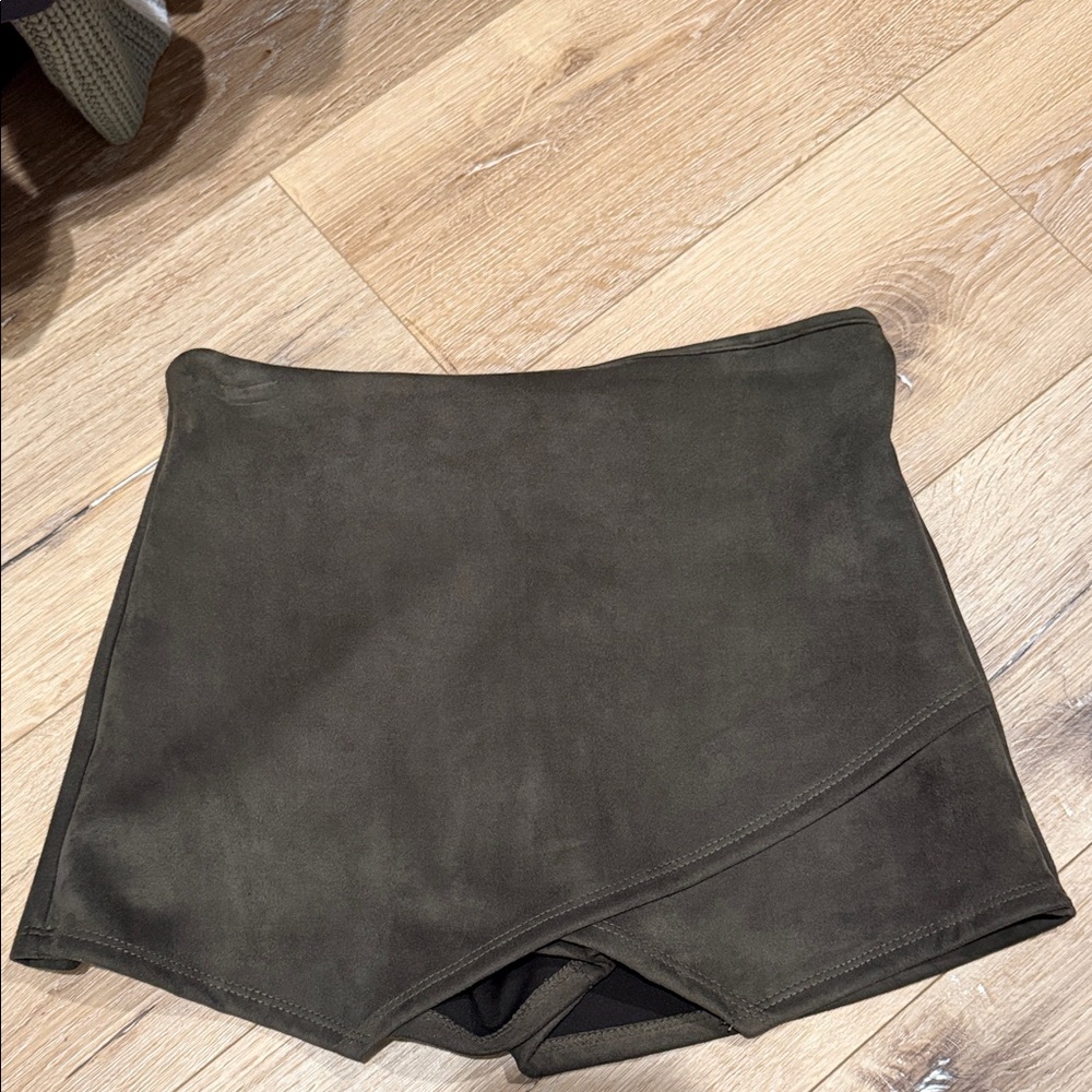 Blue Blush Dark Olive Wrap Skorts